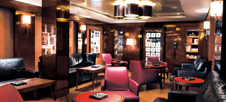 Humidor cigar lounge